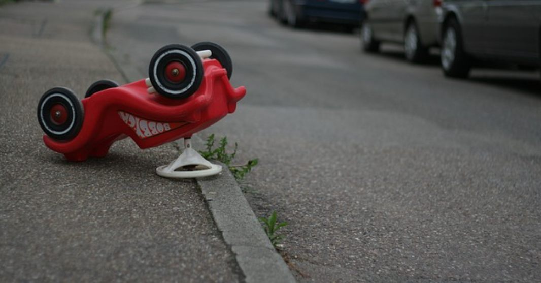 Should You Hire a Lawyer After a Car Accident?