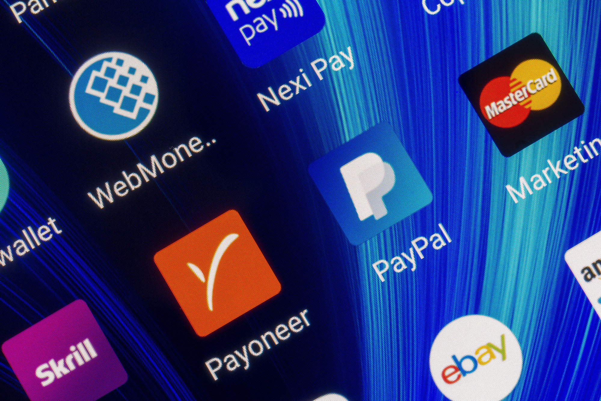 Using Payoneer to Make Money from Airbnb AmazoN and Spac