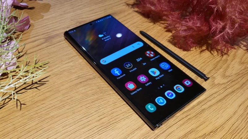 I Got Two Phones One for The