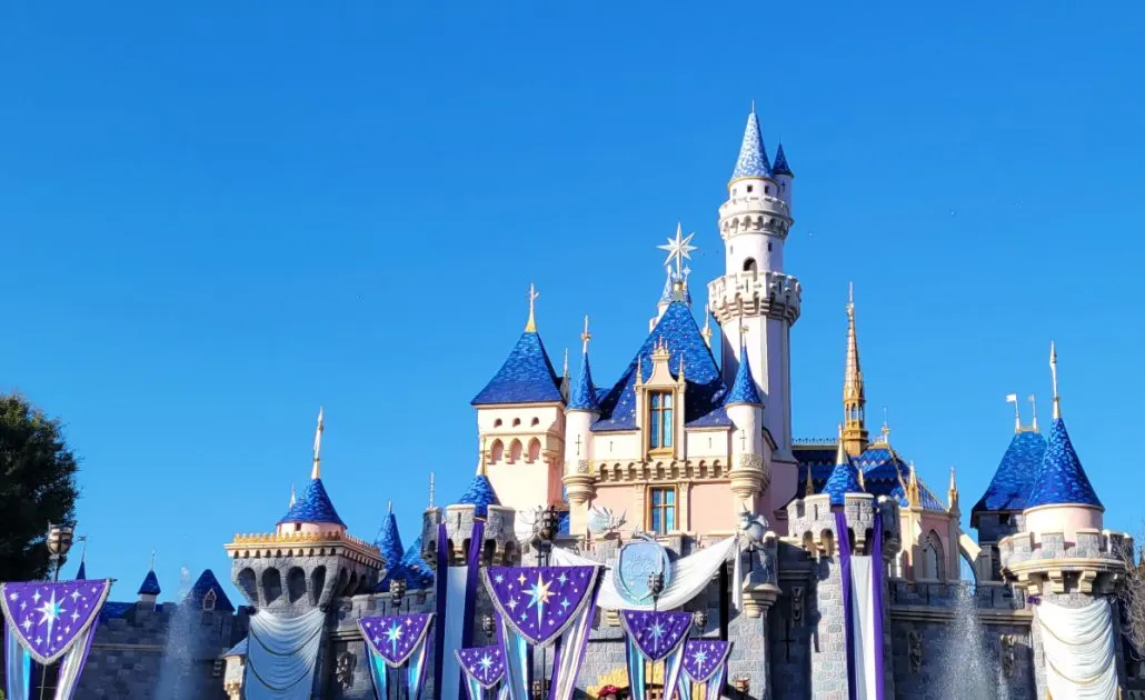 Where Can I Charge My Phone at Disneyland