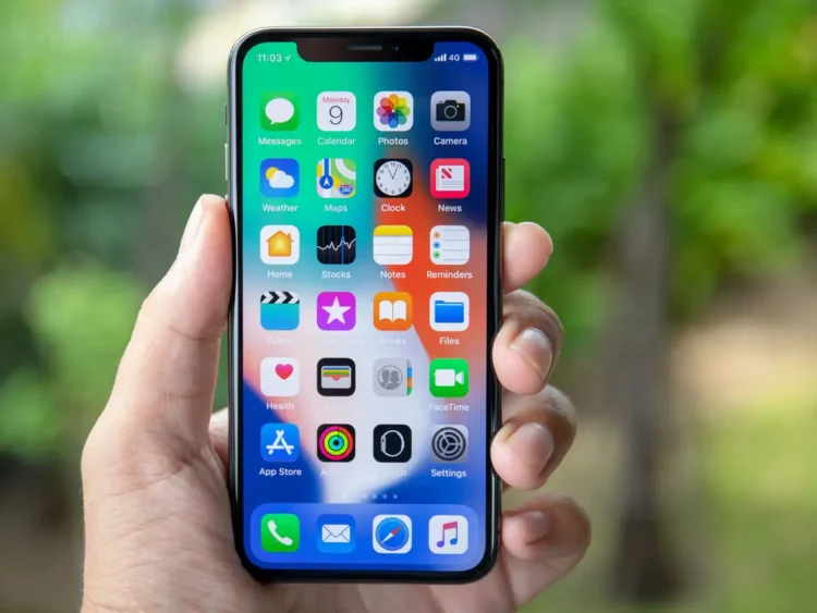 how to get google play games on iphone